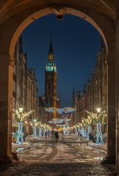 Christmas decorations on Dluga street